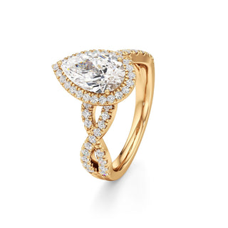 Ilaris Round Halo with Twisted Diamond Band