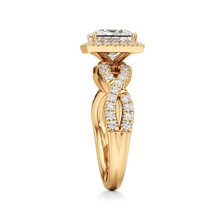 Ilaris Round Halo with Twisted Diamond Band