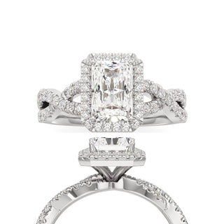 Ilaris Round Halo with Twisted Diamond Band