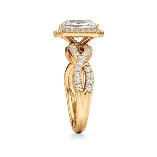 Ilaris Round Halo with Twisted Diamond Band