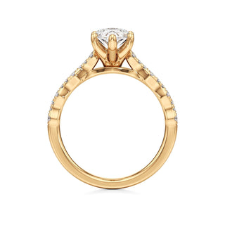 Kairi Elongated Cushion Station Diamond Band