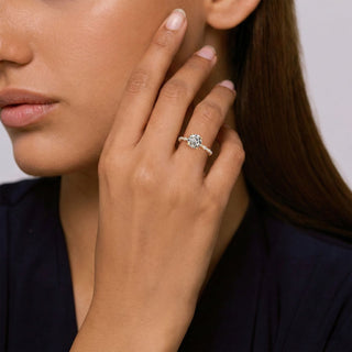 Kairi Elongated Cushion Station Diamond Band