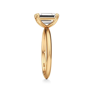 Knife Edge Plain Basket Round Engagement Ring