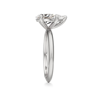 Knife Edge Plain Basket Round Engagement Ring