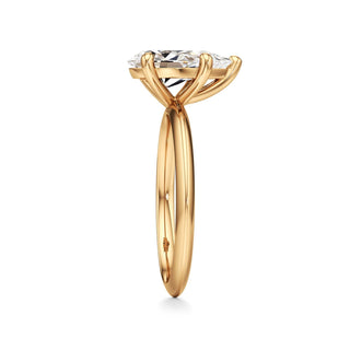 Knife Edge Plain Basket Round Engagement Ring