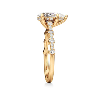 Liana Pear Station Diamond Band
