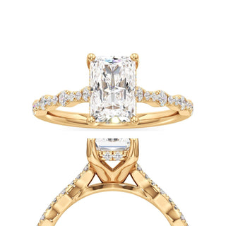 Liana Pear Station Diamond Band