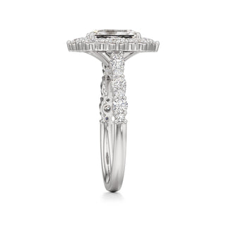 Lira Pear Kite Halo with Diamond Band