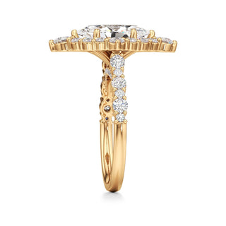 Lira Pear Kite Halo with Diamond Band