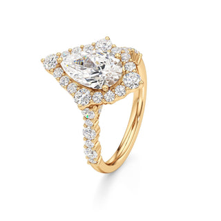Lira Pear Kite Halo with Diamond Band