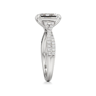 Maren Round Twisted Diamond Band