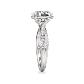 Maren Round Twisted Diamond Band