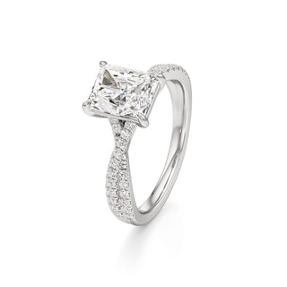 Maren Round Twisted Diamond Band