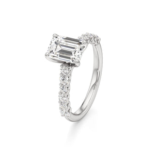 Mavis Round Shared Prong Diamond Band