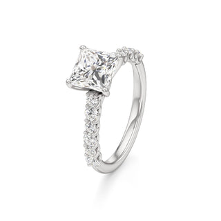 Mavis Round Shared Prong Diamond Band
