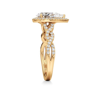 Sigrid Elongated Cushion Halo with Twisted Diamond Band