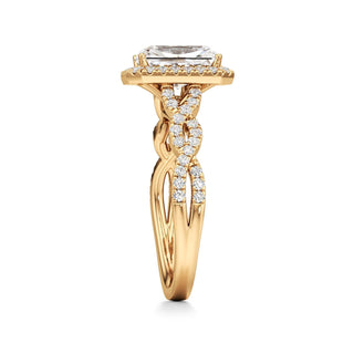 Sigrid Elongated Cushion Halo with Twisted Diamond Band