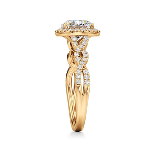 Sigrid Elongated Cushion Halo with Twisted Diamond Band