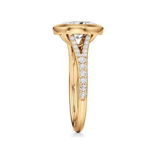 Split Prong Set Bezel Emerald Engagement Ring