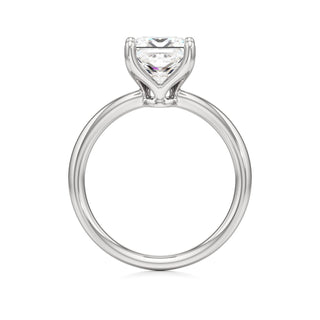 Theia Round Classic Solitaire