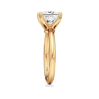 Theia Round Classic Solitaire