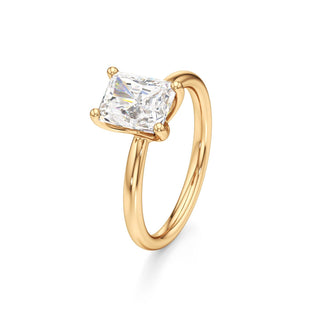 Theia Round Classic Solitaire