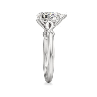 Tinsley Round Infinity Twist Band