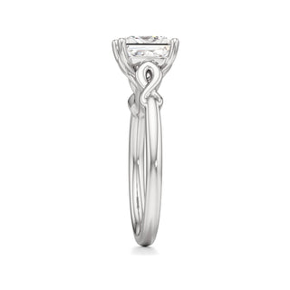 Tinsley Round Infinity Twist Band