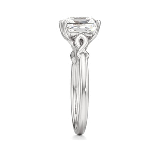 Tinsley Round Infinity Twist Band