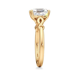 Tinsley Round Infinity Twist Band