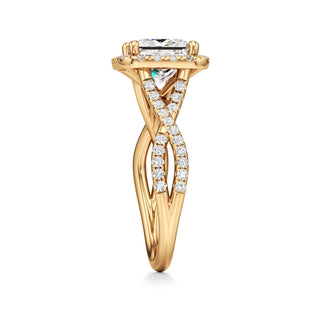 Twist Pavé Set Halo Pear Engagement Ring