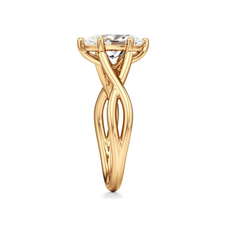 Twist Plain Six Prong Pear Engagement Ring