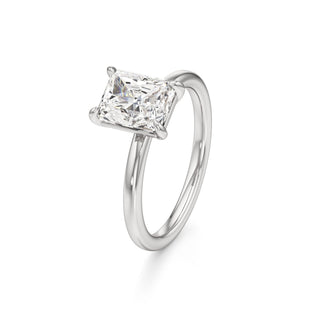 Valeria Round Hidden Halo Solitaire