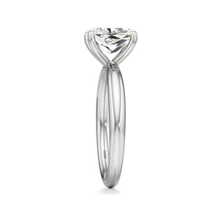 Vionna Round Classic Solitaire