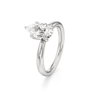 Vionna Round Classic Solitaire