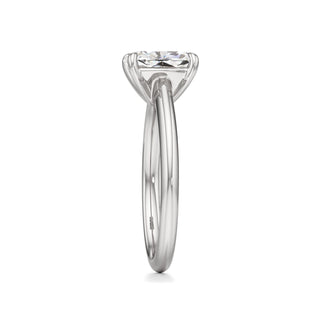 Willow Round Cathedral Solitaire