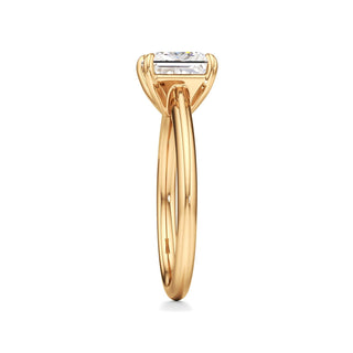 Willow Round Cathedral Solitaire