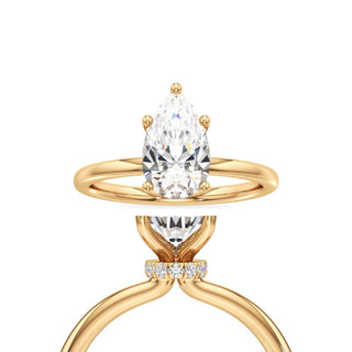 Wisteria Round Hidden Halo Solitaire