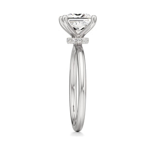 Wisteria Round Hidden Halo Solitaire